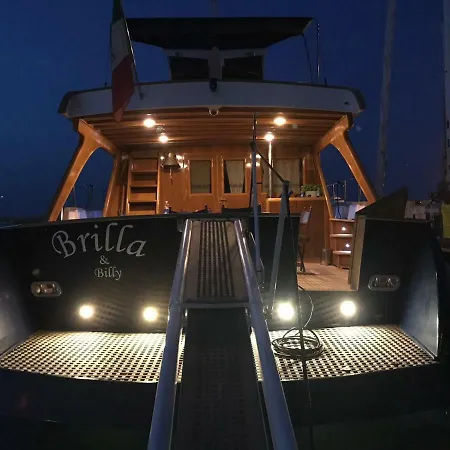 Brilla & Billy, La Barca Di Lucio * Formia
