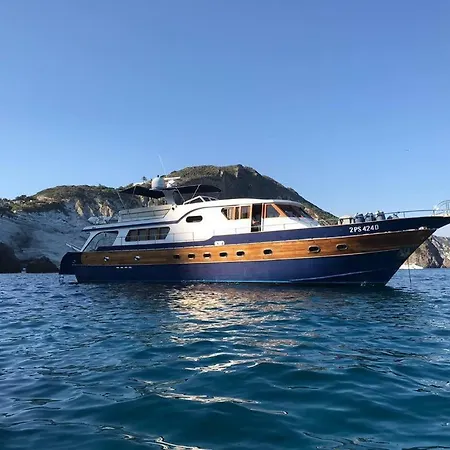 Brilla & Billy, La Barca Di Lucio * Formia